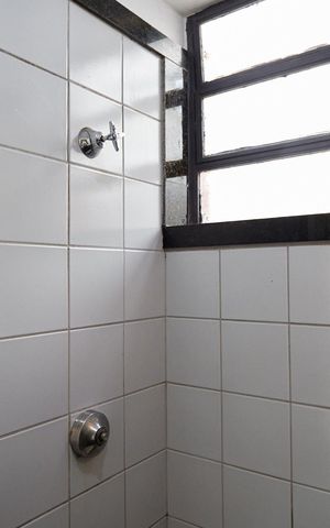 Apartamento para alugar com 70m², 2 quartos e 1 vaga Apartamento para alugar com 70m², 2 quartos e 1 vagaBanheiro