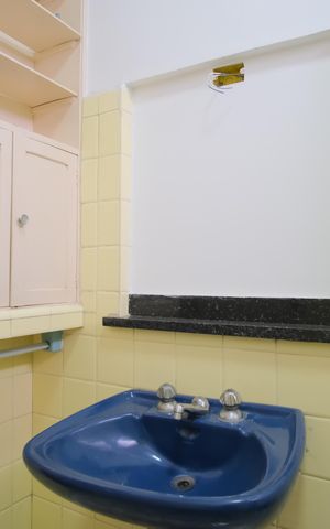 Casa à venda com 105m², 2 quartos e 2 vagasBanheiro