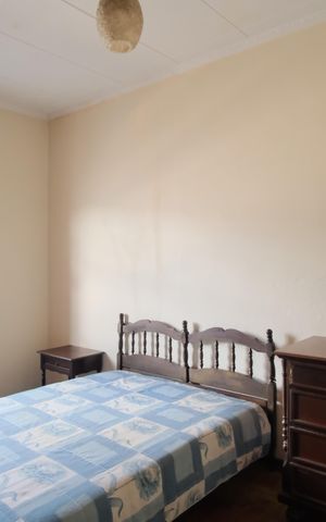 Casa à venda com 105m², 2 quartos e 2 vagasQuarto 2