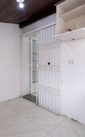 Casa à venda com 190m², 2 quartos e 2 vagas Casa à venda com 190m², 2 quartos e 2 vagasÁrea de Serviço