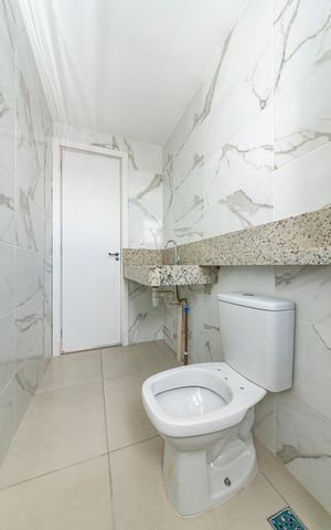 Apartamento à venda com 163m², 4 quartos e 3 vagas Apartamento à venda com 163m², 4 quartos e 3 vagasBanheiro Social