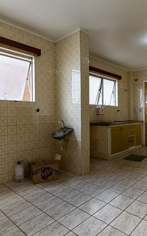 Apartamento para alugar com 127m², 3 quartos e 2 vagas Apartamento para alugar com 127m², 3 quartos e 2 vagasCozinha