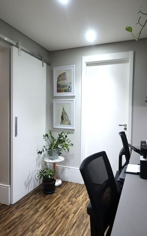 Apartamento à venda com 125m², 2 quartos e 2 vagasEscritório