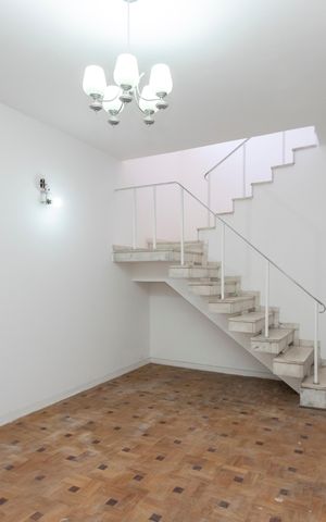 Casa para alugar com 170m², 3 quartos e 2 vagasSala