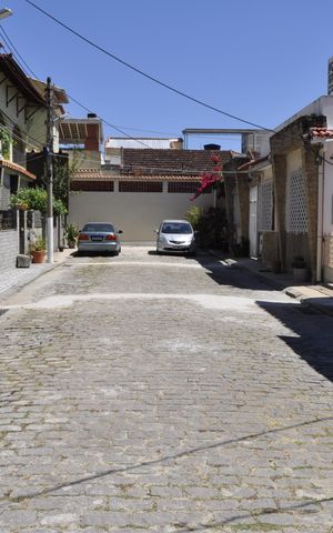Casa à venda com 211m², 4 quartos e 1 vagaVista da Rua