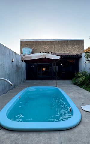 Casa à venda com 180m², 2 quartos e 2 vagas Casa à venda com 180m², 2 quartos e 2 vagasÁrea comum