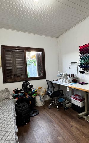 Casa à venda com 180m², 2 quartos e 2 vagas Casa à venda com 180m², 2 quartos e 2 vagasQuarto 1