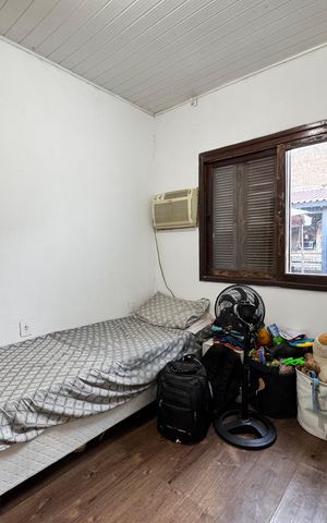 Casa à venda com 180m², 2 quartos e 2 vagas Casa à venda com 180m², 2 quartos e 2 vagasQuarto 1