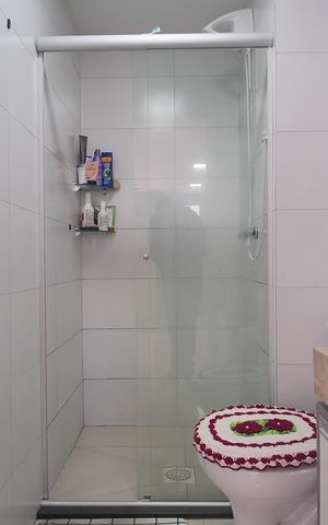 Apartamento à venda com 58m², 2 quartos e 1 vaga Apartamento à venda com 58m², 2 quartos e 1 vagaBanheiro