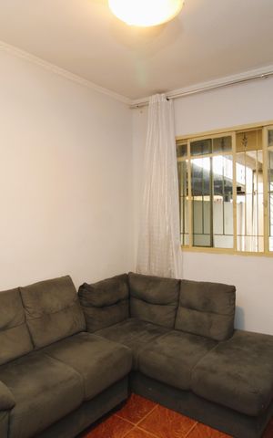 Casa à venda com 300m², 5 quartos e 2 vagasSala
