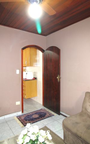 Casa à venda com 300m², 5 quartos e 2 vagasCasa 2 - Sala