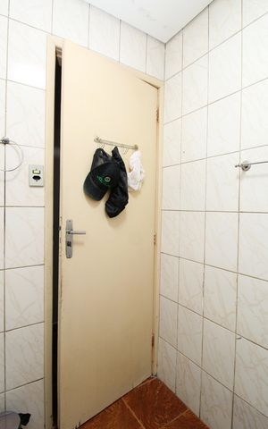 Casa à venda com 300m², 5 quartos e 2 vagasBanheiro