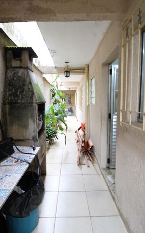Casa à venda com 300m², 5 quartos e 2 vagasQuintal