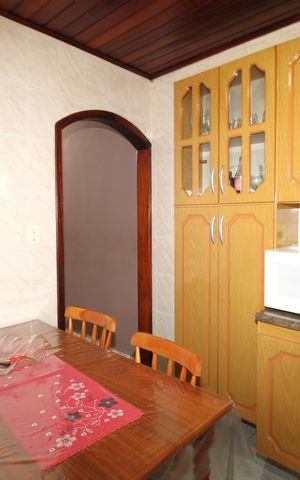 Casa à venda com 300m², 5 quartos e 2 vagasCasa 2 - Cozinha