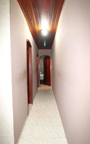 Casa à venda com 300m², 5 quartos e 2 vagasCasa 2 - Corredor quartos