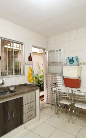 Casa à venda com 300m², 5 quartos e 2 vagasCozinha