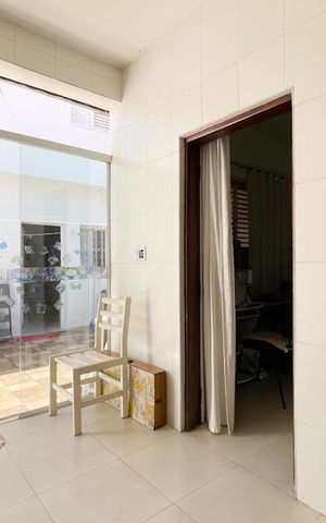Casa à venda com 187m², 3 quartos e 2 vagas Casa à venda com 187m², 3 quartos e 2 vagasÁrea de Serviço