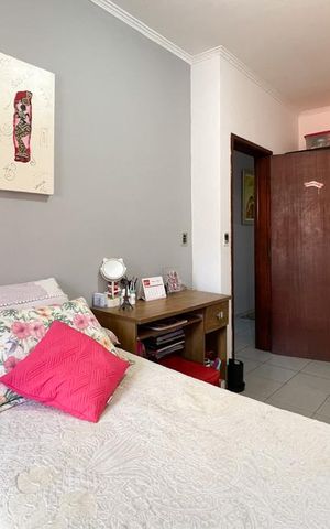 Casa à venda com 187m², 3 quartos e 2 vagas Casa à venda com 187m², 3 quartos e 2 vagasQuarto 2