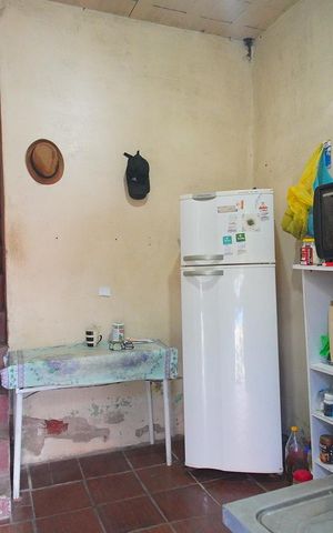 Casa à venda com 380m², 2 quartos e 2 vagas Casa à venda com 380m², 2 quartos e 2 vagasCozinha