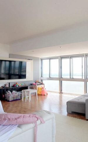 Apartamento à venda com 234m², 3 quartos e sem vagaSala de Estar