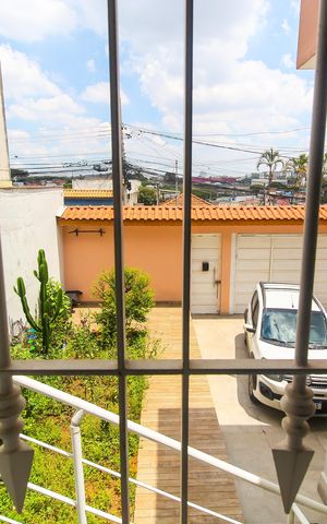 Casa à venda com 120m², 3 quartos e 4 vagas Casa à venda com 120m², 3 quartos e 4 vagasVista da Sala