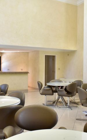 Apartamento à venda com 185m², 4 quartos e 3 vagasÁrea comum - Salão de festas