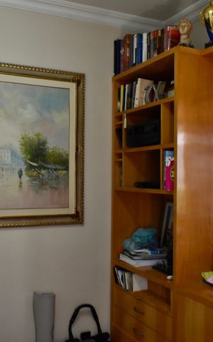 Apartamento à venda com 185m², 4 quartos e 3 vagasEscritório