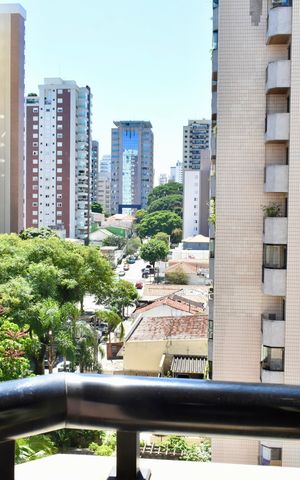 Apartamento à venda com 185m², 4 quartos e 3 vagasEscritório