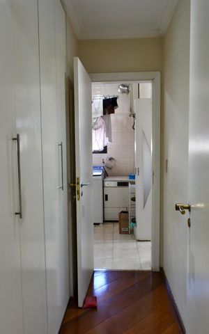 Apartamento à venda com 185m², 4 quartos e 3 vagasCorredor