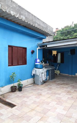 Casa à venda com 400m², 8 quartos e 1 vagaQuintal