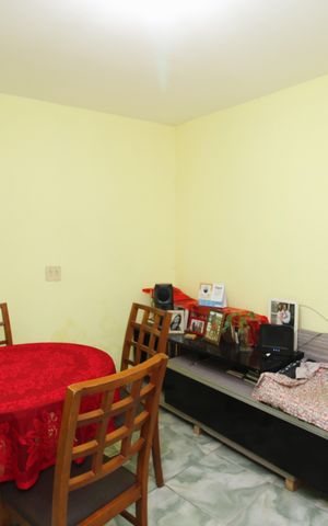Casa à venda com 400m², 8 quartos e 1 vagaSala