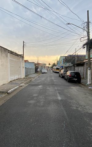 Casa à venda com 400m², 8 quartos e 1 vaga Casa à venda com 400m², 8 quartos e 1 vagaVista da Rua
