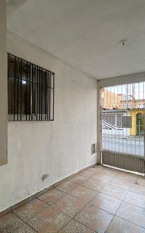 Casa à venda com 400m², 8 quartos e 1 vaga Casa à venda com 400m², 8 quartos e 1 vagaGaragem