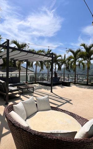 Casa à venda com 1200m², 4 quartos e 8 vagas Casa à venda com 1200m², 4 quartos e 8 vagasÁrea comum
