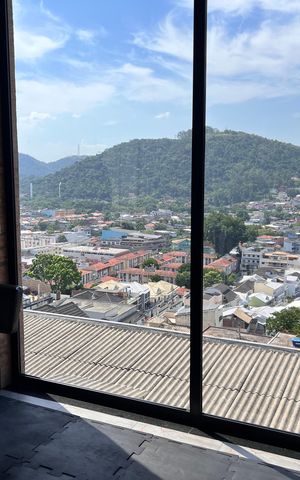 Casa à venda com 1200m², 4 quartos e 8 vagas Casa à venda com 1200m², 4 quartos e 8 vagasÁrea comum - Academia