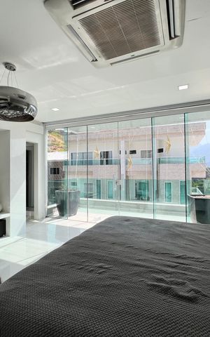Casa à venda com 1200m², 4 quartos e 8 vagas Casa à venda com 1200m², 4 quartos e 8 vagassuíte 3