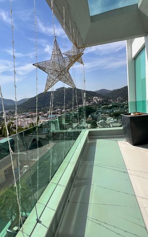 Casa à venda com 1200m², 4 quartos e 8 vagas Casa à venda com 1200m², 4 quartos e 8 vagasvaranda da suíte 3