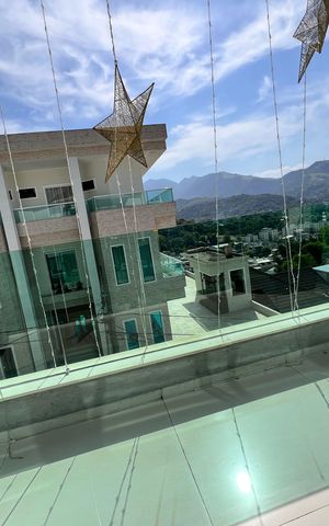 Casa à venda com 1200m², 4 quartos e 8 vagas Casa à venda com 1200m², 4 quartos e 8 vagasvaranda da suíte 3