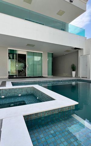 Casa à venda com 1200m², 4 quartos e 8 vagas Casa à venda com 1200m², 4 quartos e 8 vagasÁrea comum