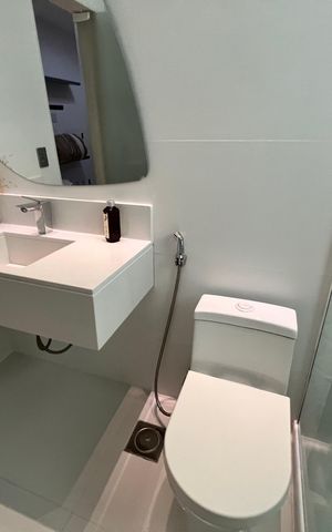 Casa à venda com 1200m², 4 quartos e 8 vagas Casa à venda com 1200m², 4 quartos e 8 vagasBanheiro da Suíte