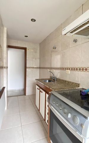 Apartamento à venda com 78m², 2 quartos e 1 vaga Apartamento à venda com 78m², 2 quartos e 1 vagaCozinha