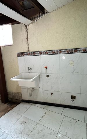 Casa para alugar com 200m², 3 quartos e 3 vagasÁrea de Serviço