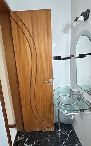 Casa para alugar com 200m², 3 quartos e 3 vagasBanheiro Social 3
