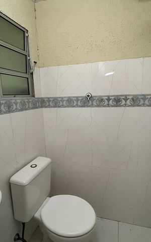Casa para alugar com 200m², 3 quartos e 3 vagasBanheiro Social 2