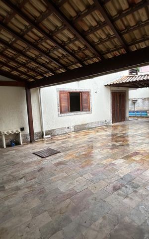 Casa para alugar com 200m², 3 quartos e 3 vagasQuintal
