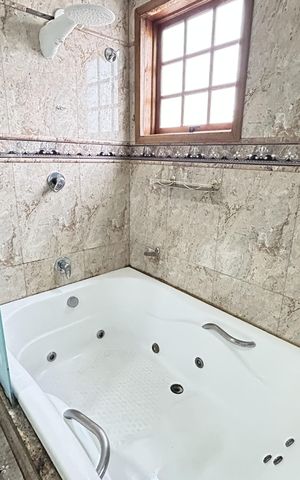 Casa para alugar com 200m², 3 quartos e 3 vagasBanheiro da Suíte