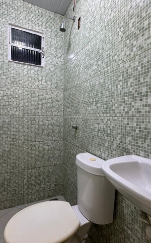 Casa à venda com 22m², 1 quarto e sem vaga Casa à venda com 22m², 1 quarto e sem vagaBanheiro Social