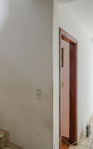 Casa à venda com 360m², 4 quartos e 6 vagasCorredor