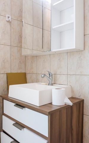Casa à venda com 360m², 4 quartos e 6 vagasLavabo