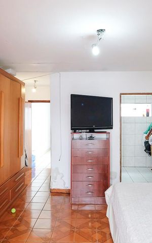 Casa à venda com 360m², 4 quartos e 6 vagasSuíte 2